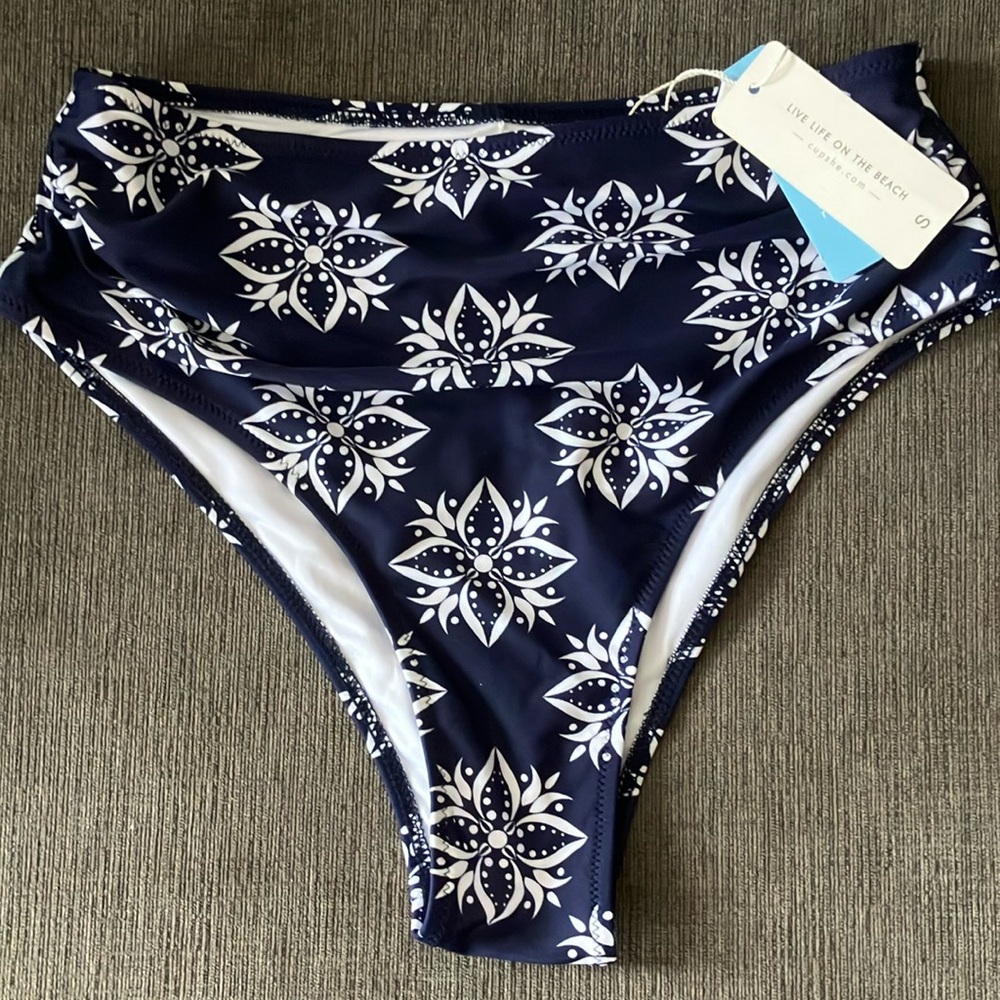 Cupshe Blue and White Floral High Rise Bikini Bottom NWT size S